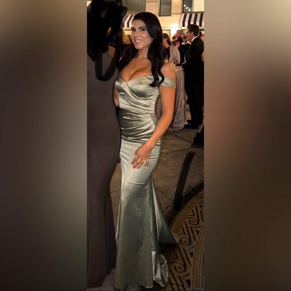 Galina Signature Satin Off-the-Shoulder Mermaid Dress in Eucalyptus